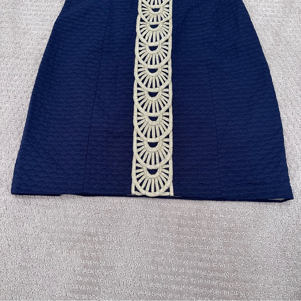 Lilly Pulitzer Tana Shift Dress, True Navy/Soutache Gold, Size 6 style # 25138 - Picture 10 of 11